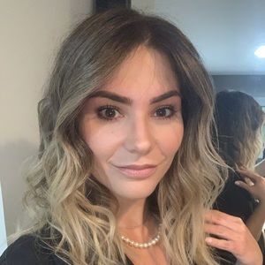 Meet your Posher, Wendy